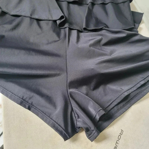 Fit 4 Ur Hips One piece Flattering ruffle Tiered swim Shorts Romper Black sz 10 - Picture 6 of 10